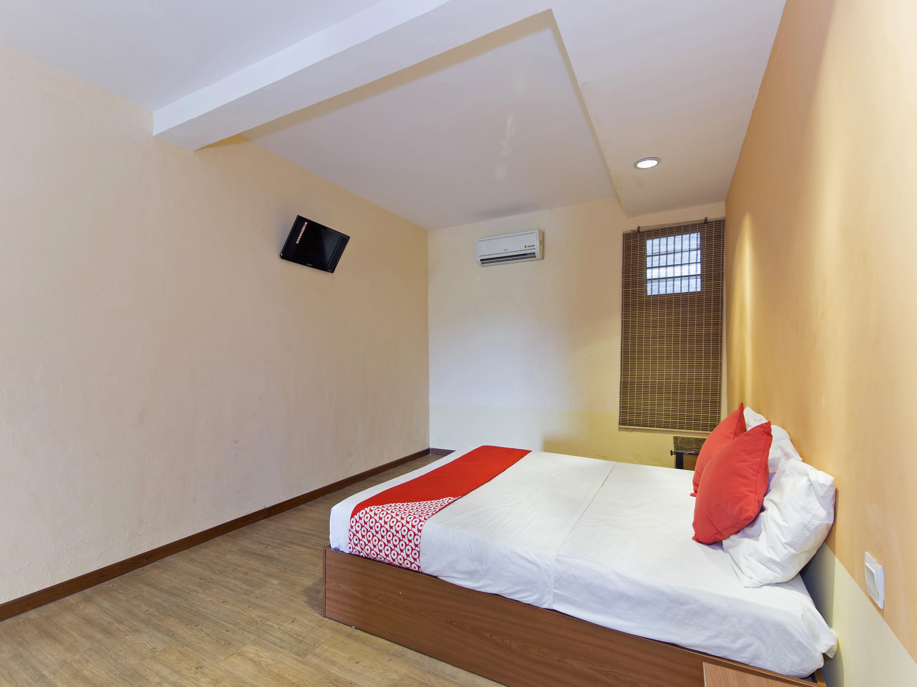 Straits Settlement 2*