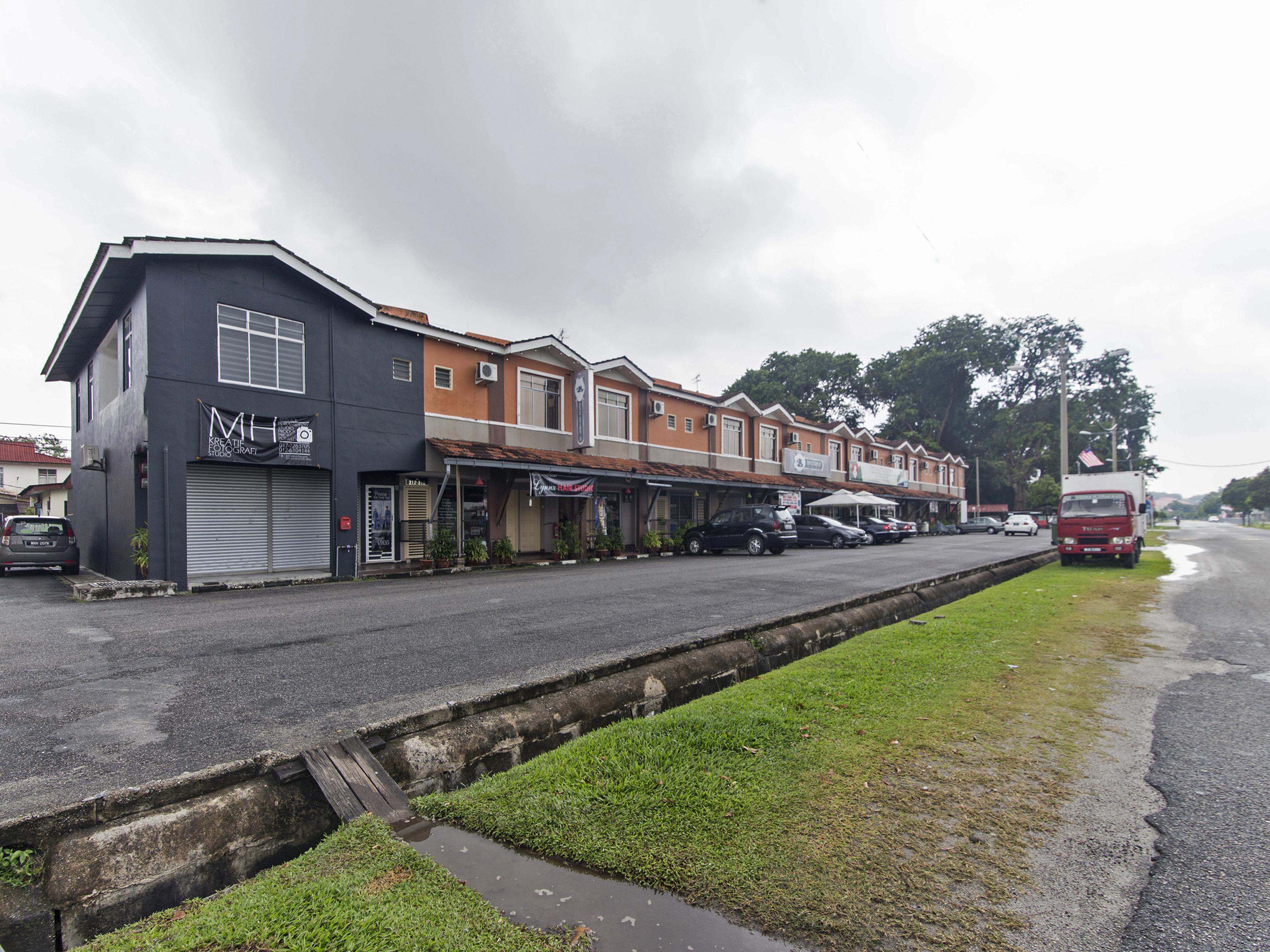 Straits Settlement 2*