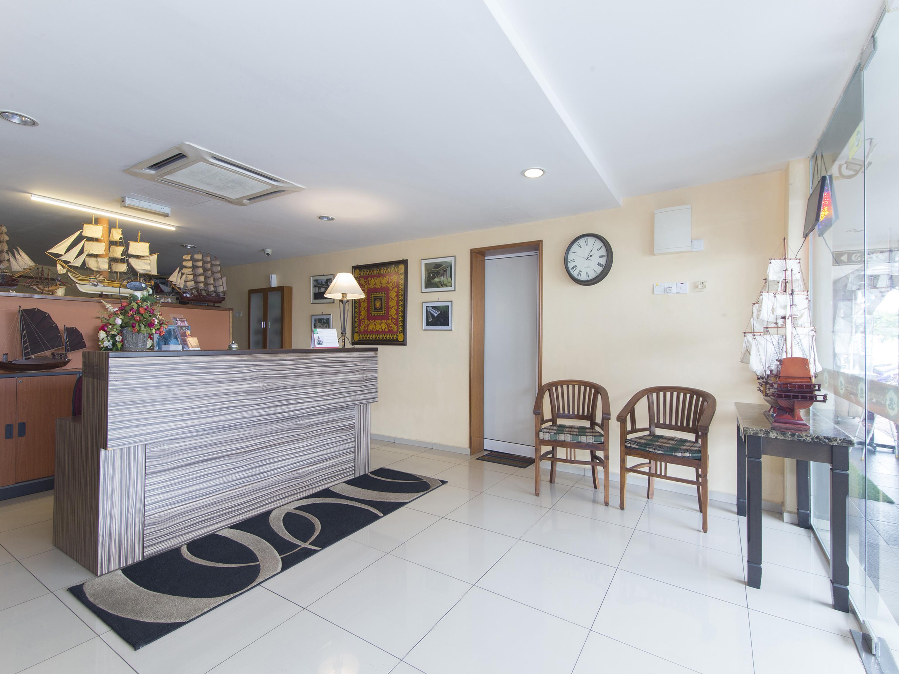 Straits Settlement Hotel 2*